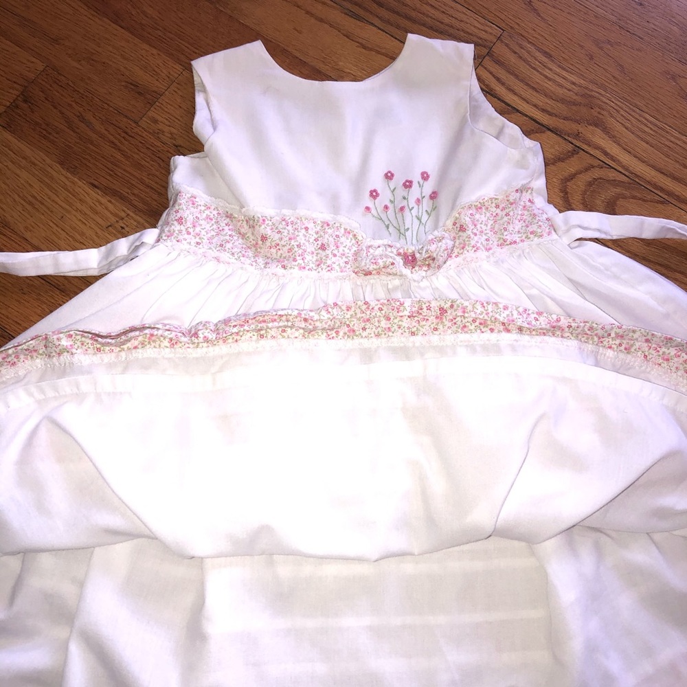 Dress - Picture 5 of 7